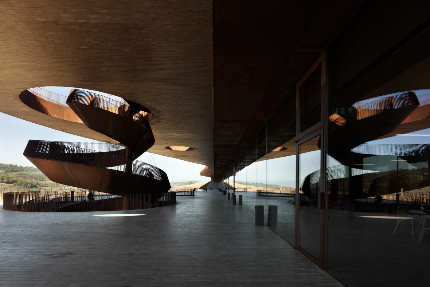 Cantina Antinori, winery, offices, museum, auditorium and restaurant with facing bricks, interior cladding bricks; Brick Award Nominee 2014; Archea Associati; Photo: Pietro Savorelli
