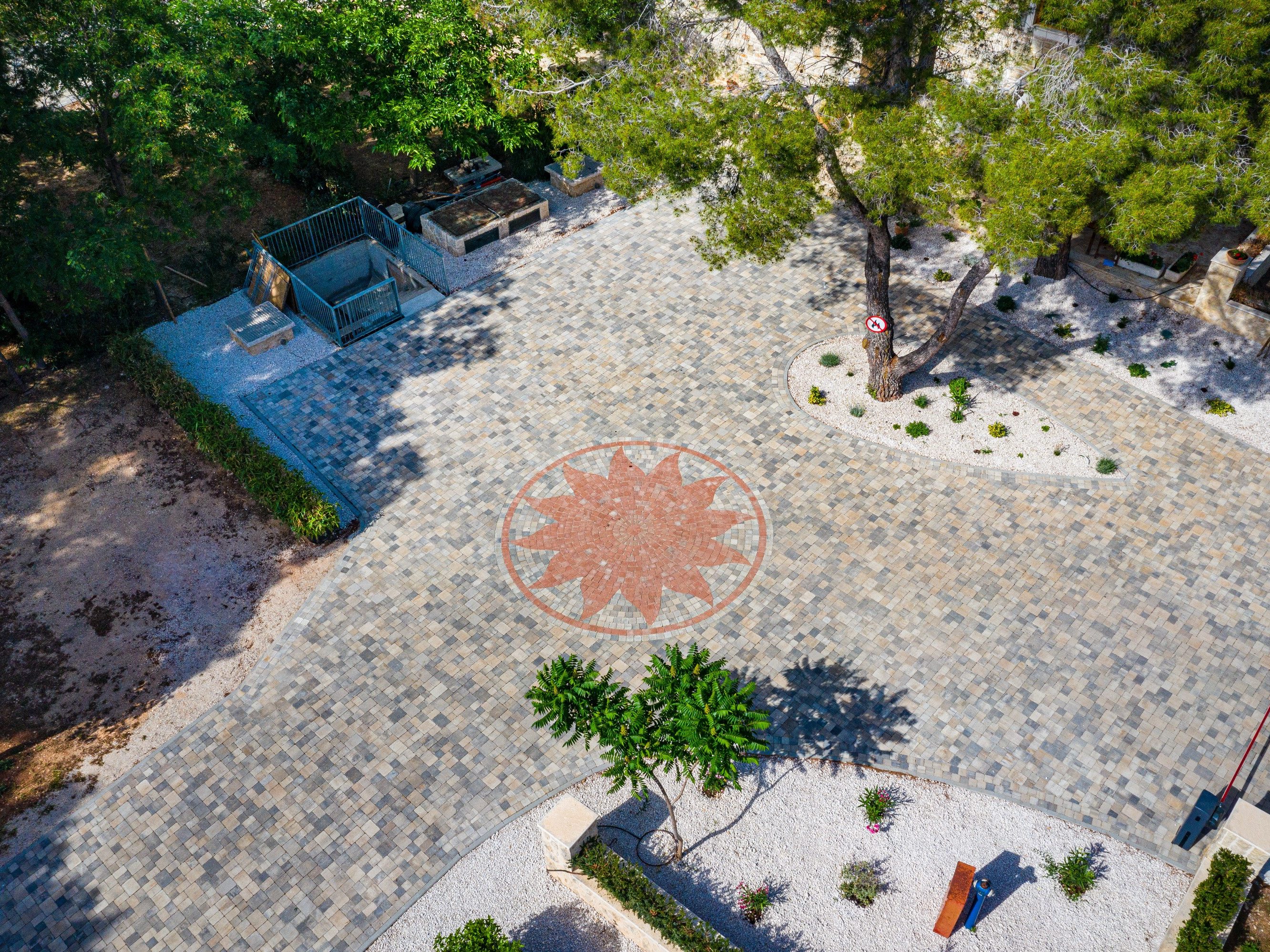 Semmelrock Castello Antico na Dugom otoku