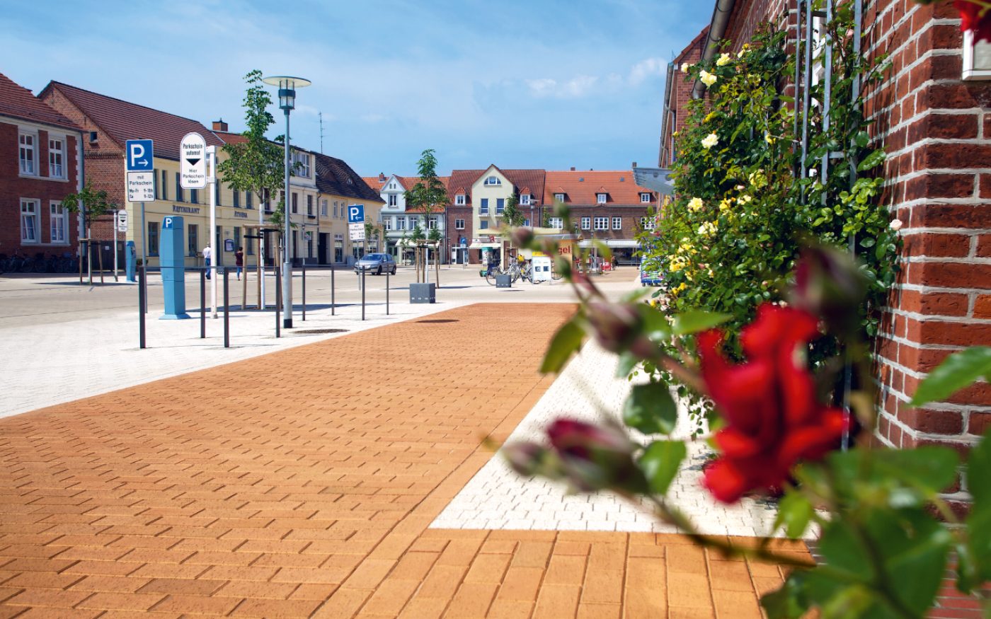 Javna površina uređena klinker opekom