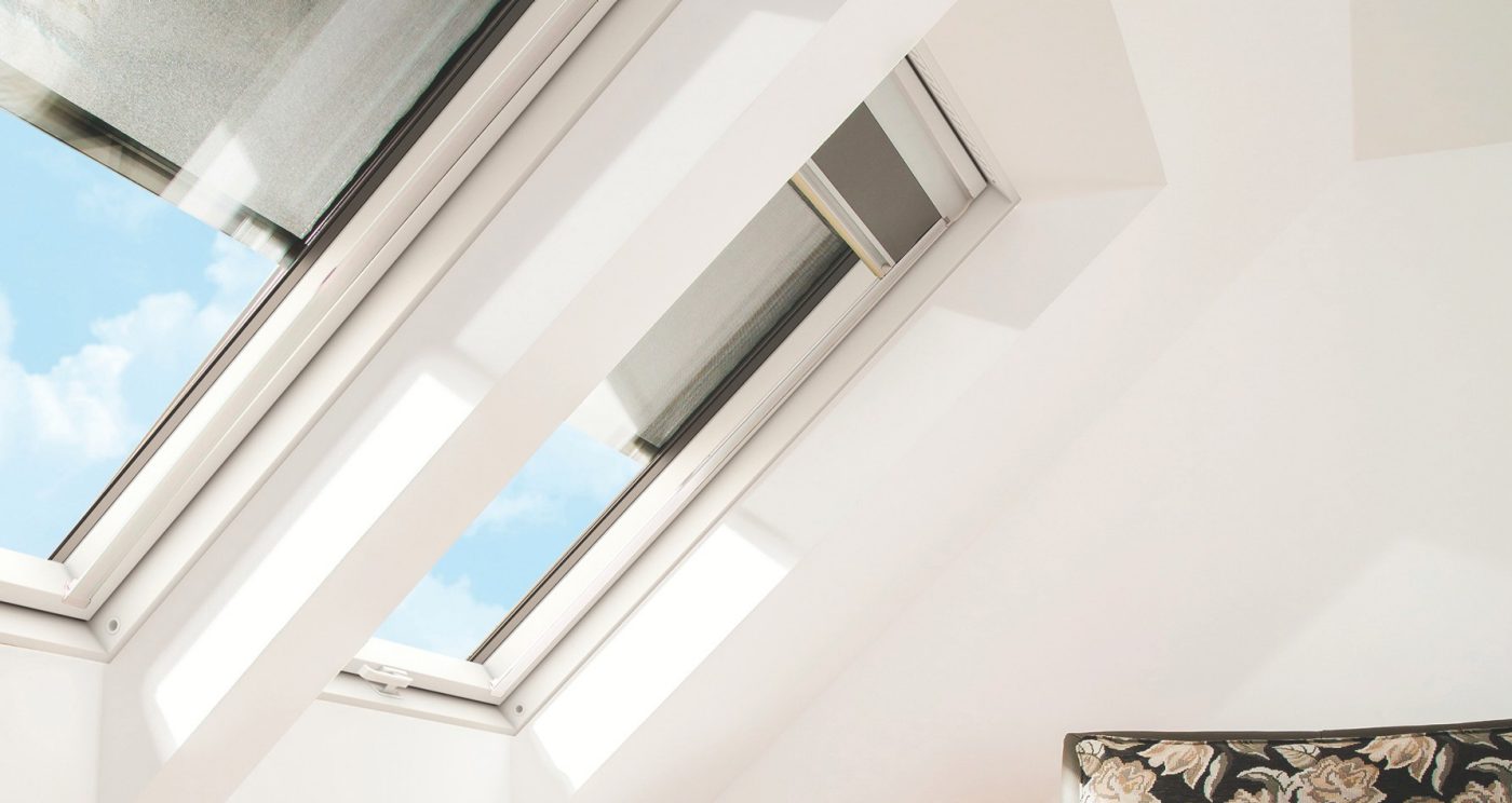 Bijeli Tondach PVC krovni prozori u spavaćoj sobi