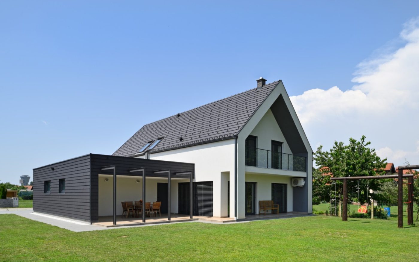 obiteljska kuća moderna fasada crijep krov fasada