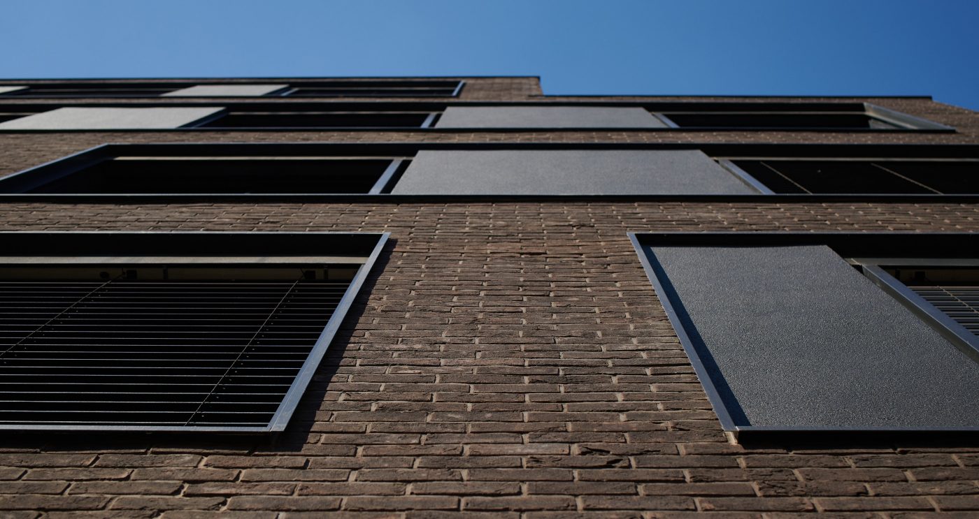 Terca fasadna opeka na stambenoj zgradi