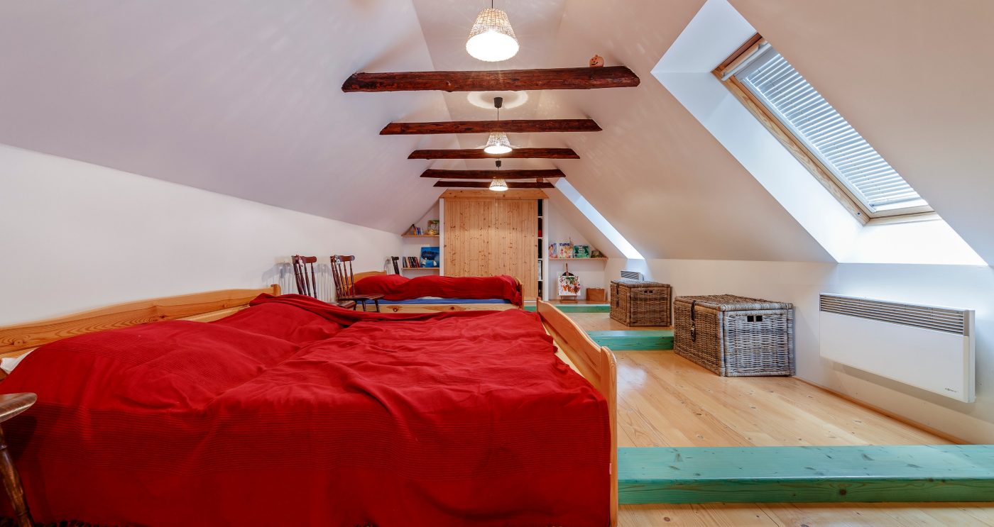 Reference photo of single house in Vrbovce 06