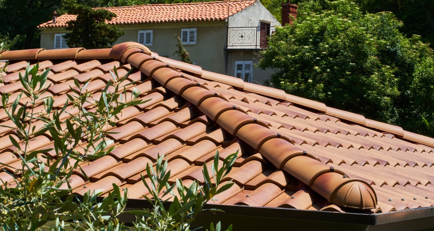 Ugradnja sljemenjaka na Tondach crijep