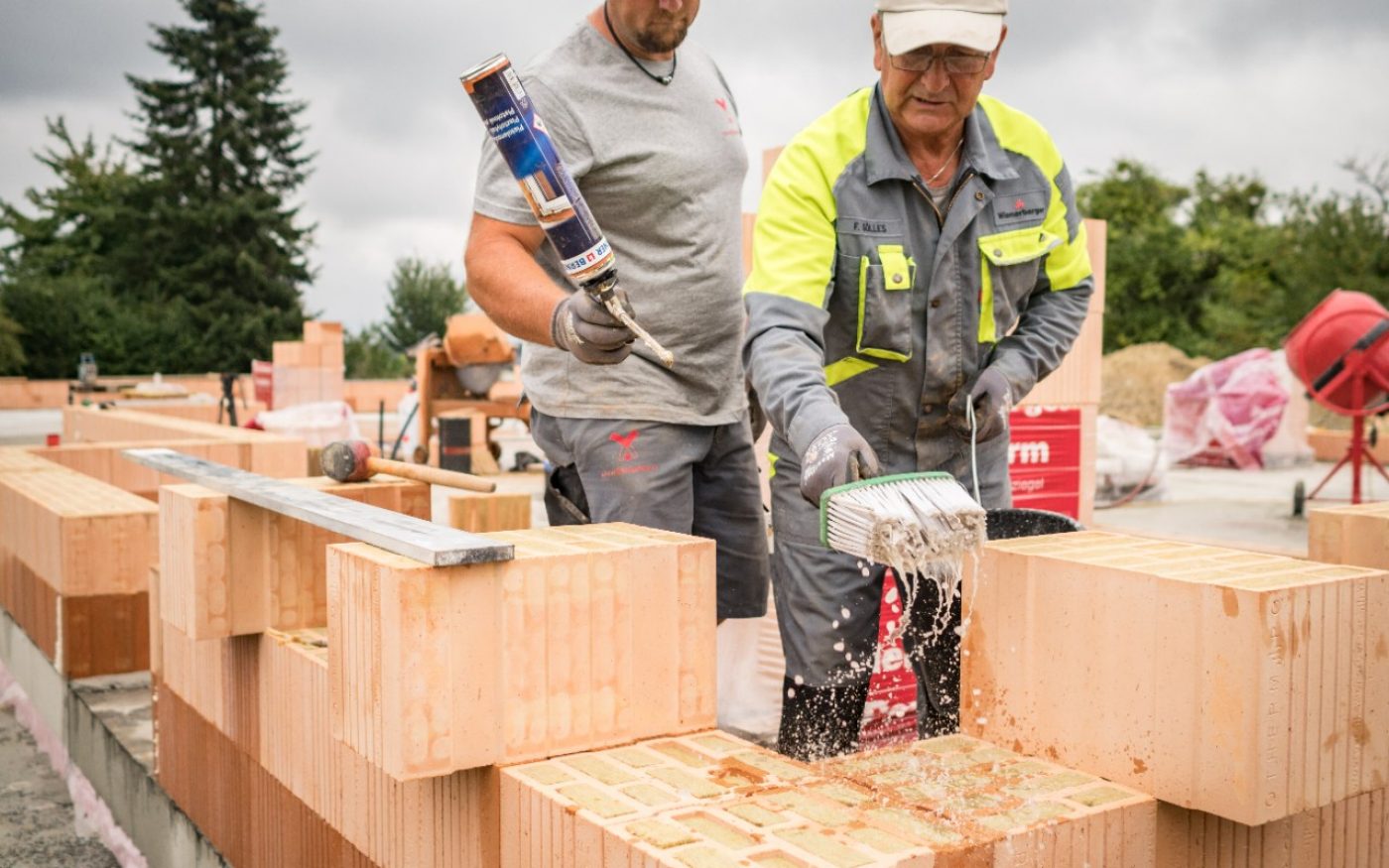 construction site shooting how to built with porotherm w.i; Baustellenshooting Bauen mit W.i