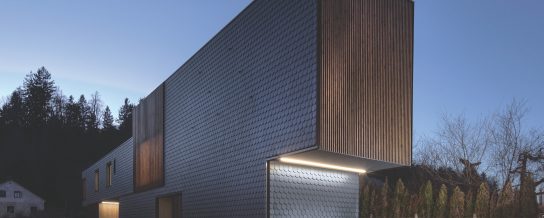 Tondach Biber glineni crijep kao fasadna obloga na modernom objektu