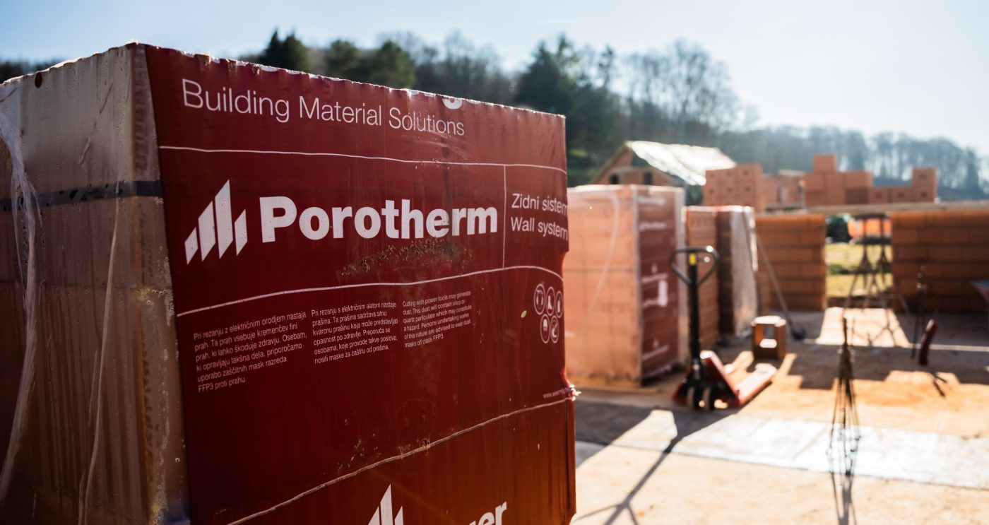 Porotherm 29 Expert: Zidanje na gradbišču v Juršincih (Slovenia), 13.2.2023