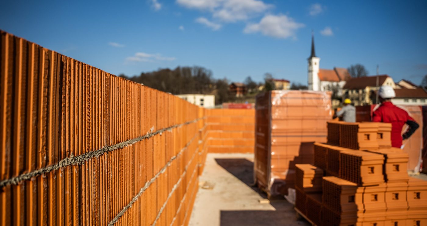 Porotherm 29 Expert: Zidanje na gradbišču v Juršincih (Slovenia), 13.2.2023