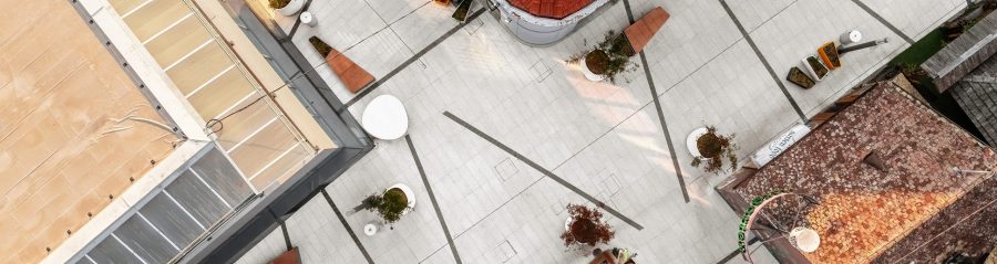 Dječja igra na Semmelrock opločniku