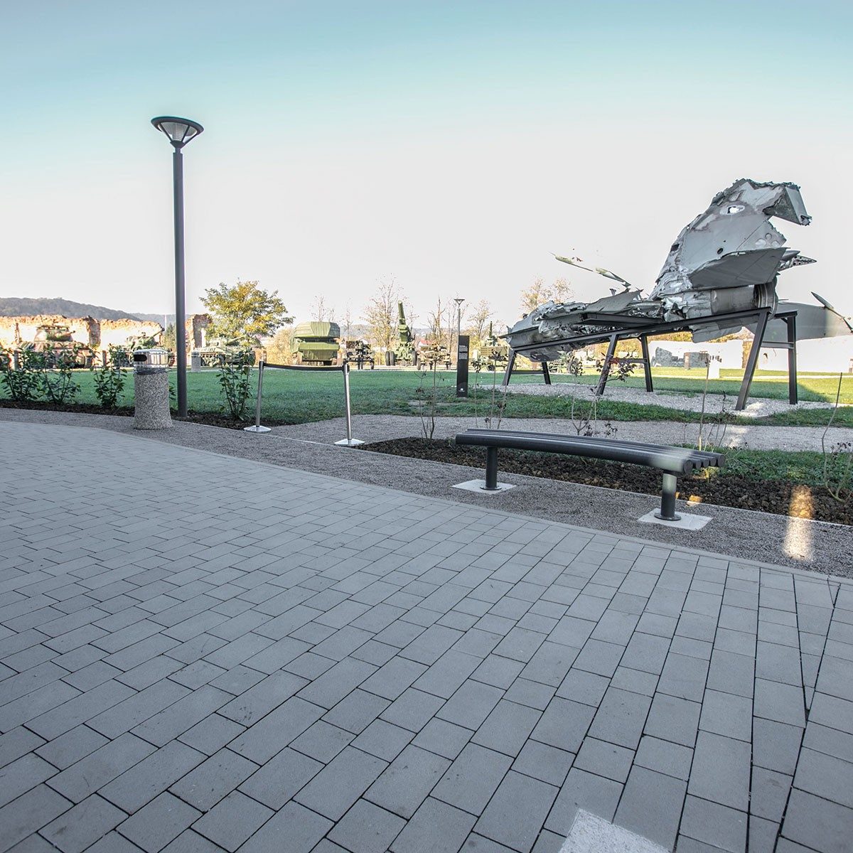 Domino kombinirana forma siva