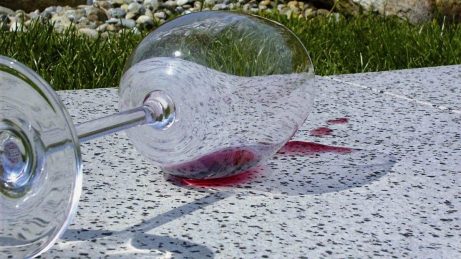 Semmelrock opločnik crno-bijele boje i njegovo održavanje