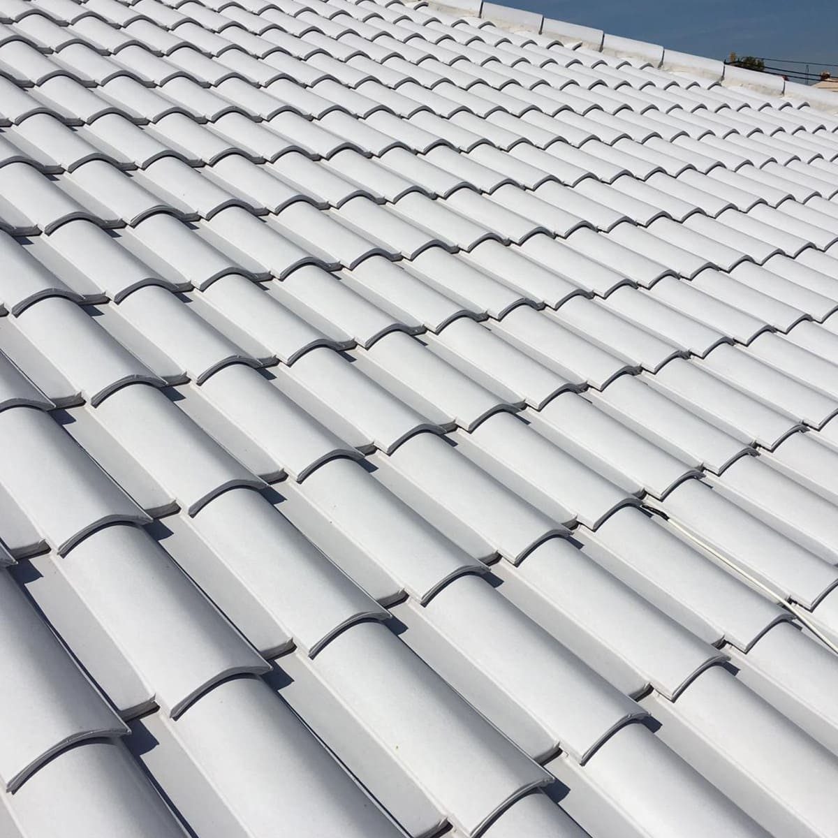 Bijeli valoviti Veneton 11 crijep