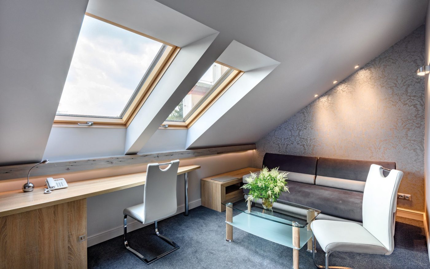 Tondach krovni prozori smješteni iznad radnog stola